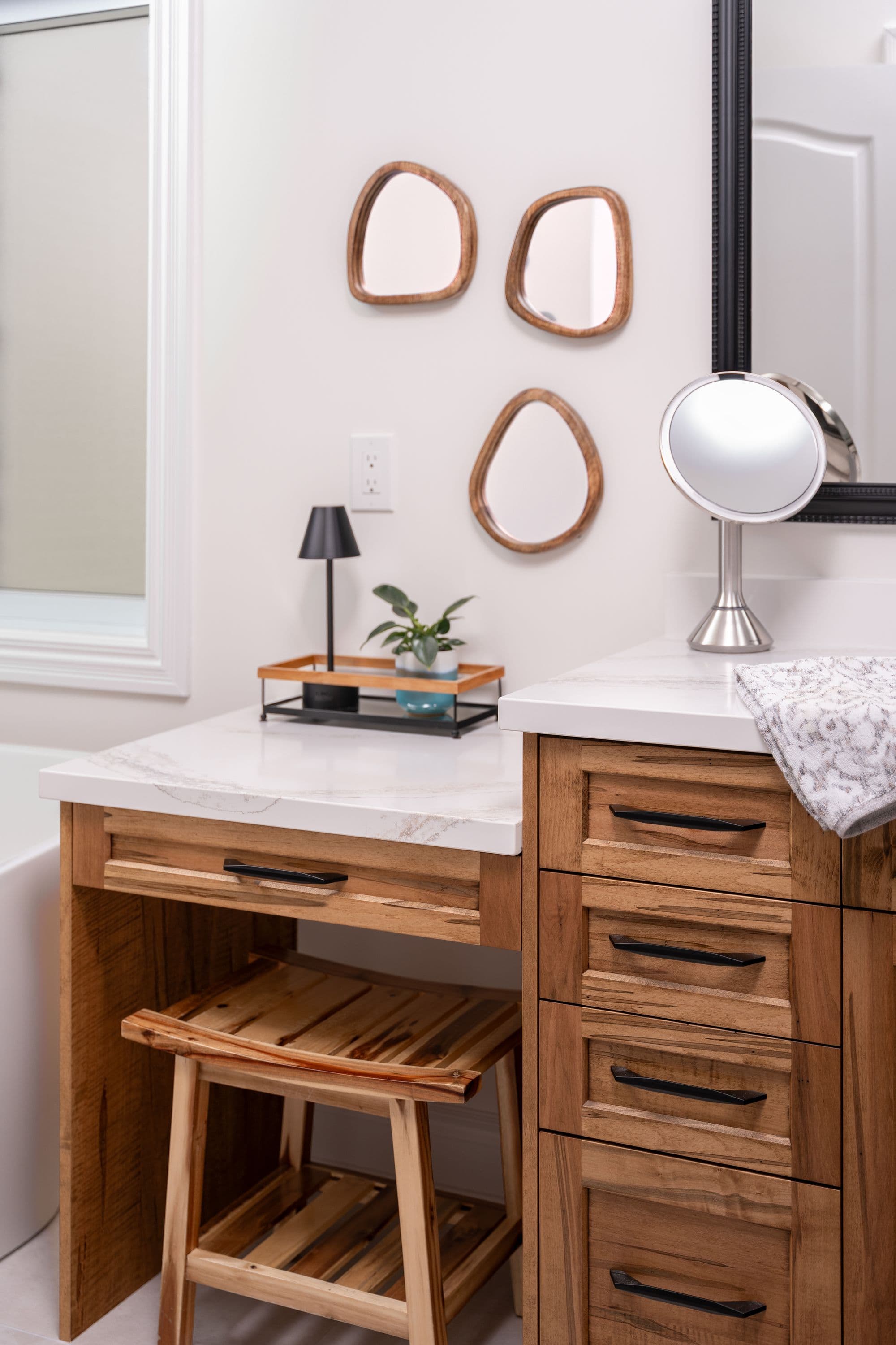 The Fluted Fireplace - Image 4