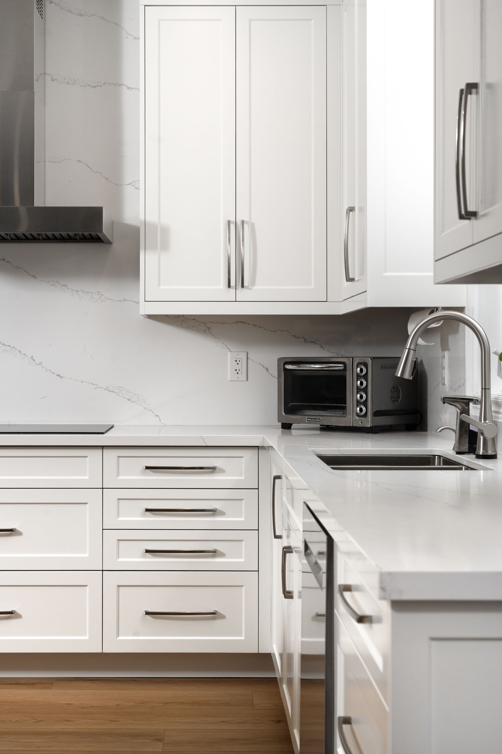 White Shaker & Oak - Image 6