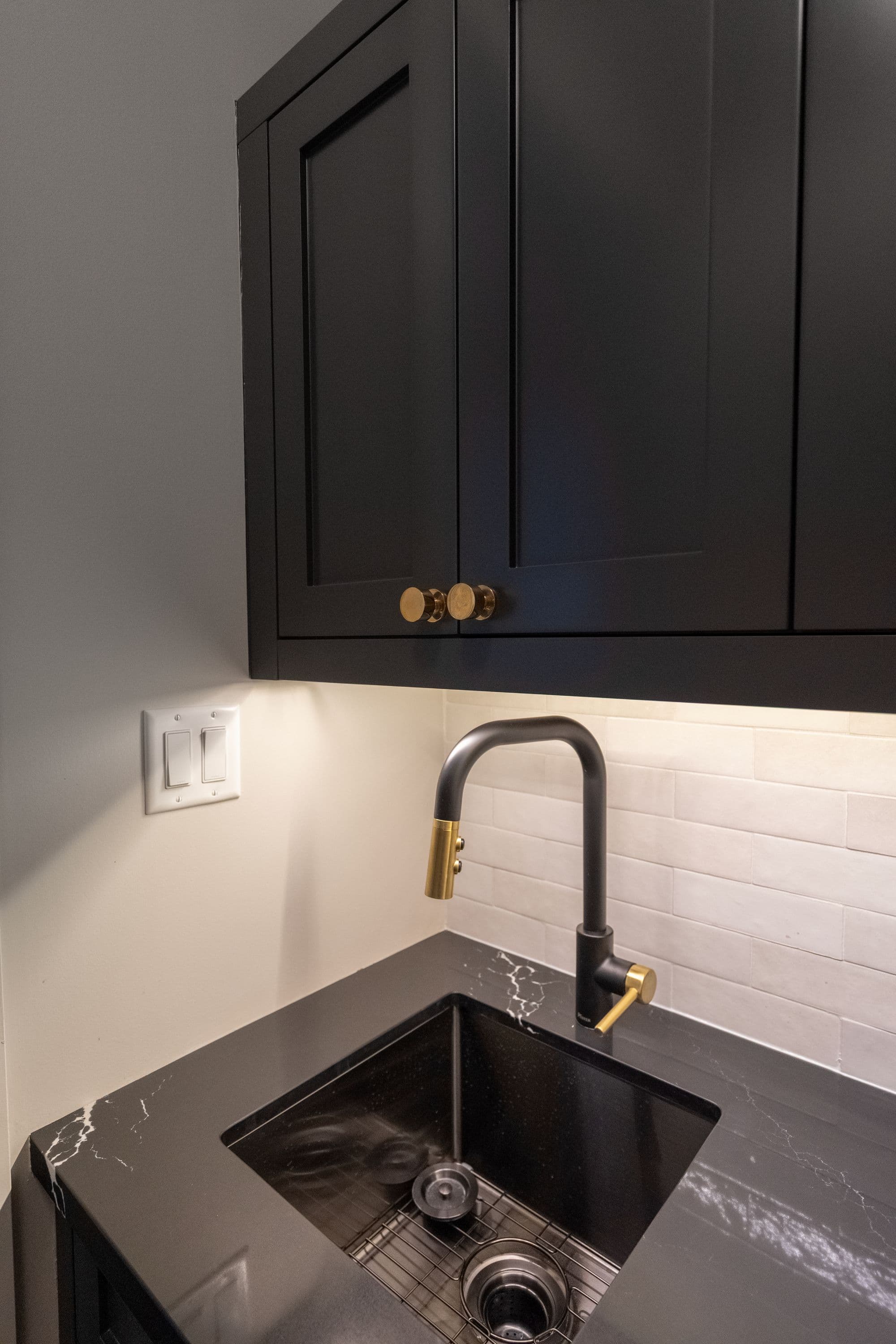 The Bar & Dressing Room - Image 3