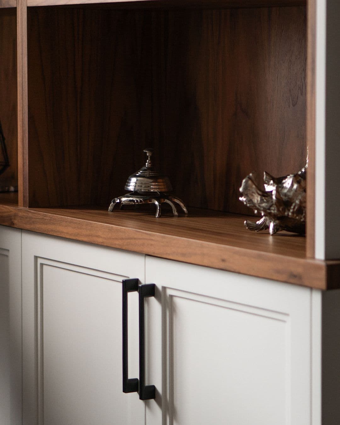 The Fireside Bookcase - Image 2