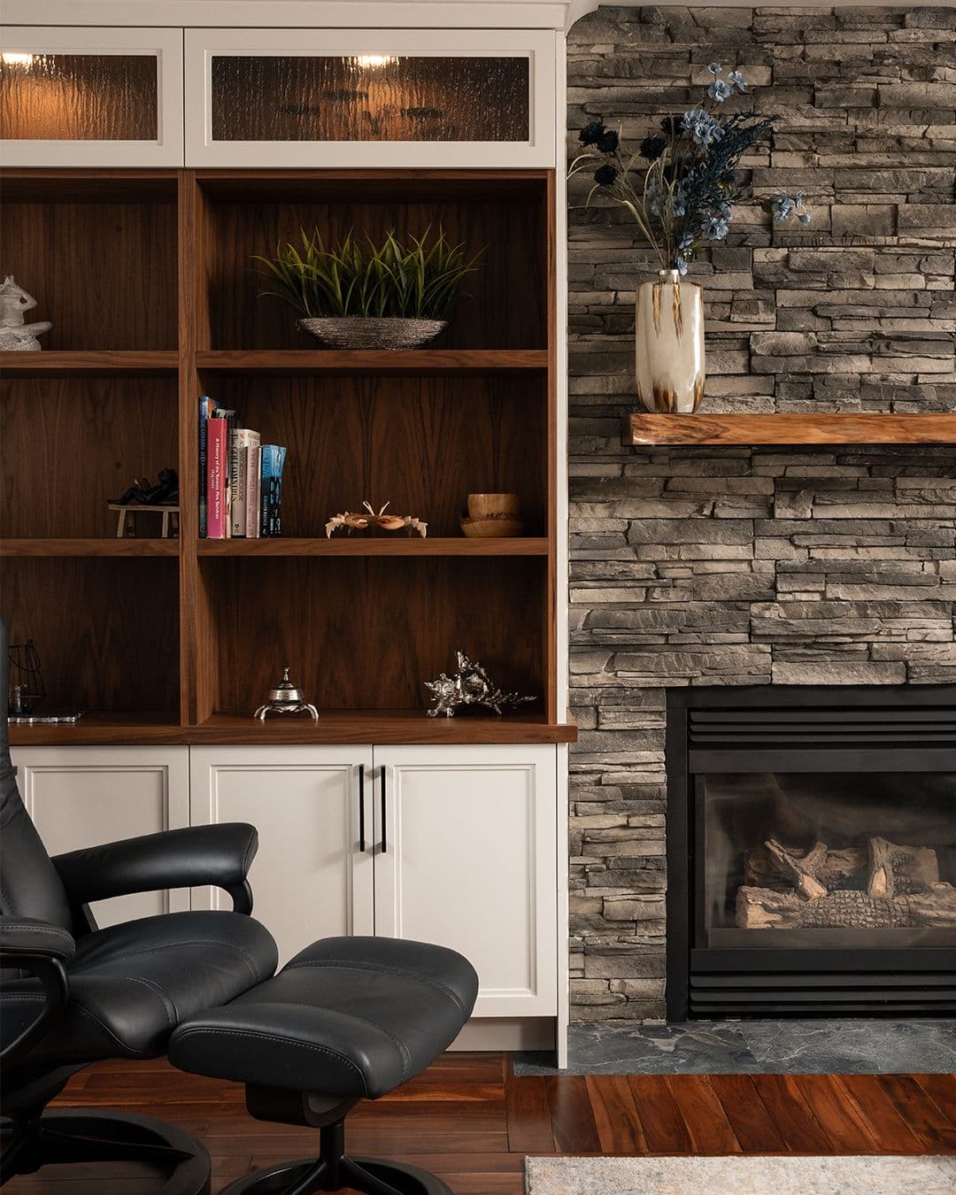 The Fireside Bookcase - Image 3