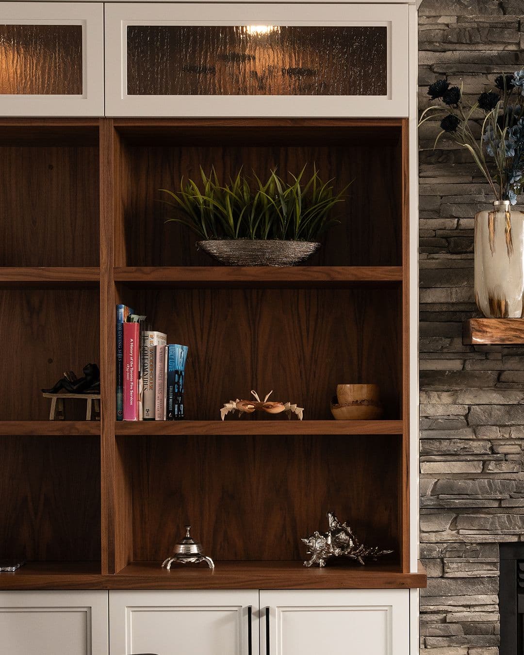 The Fireside Bookcase - Image 4