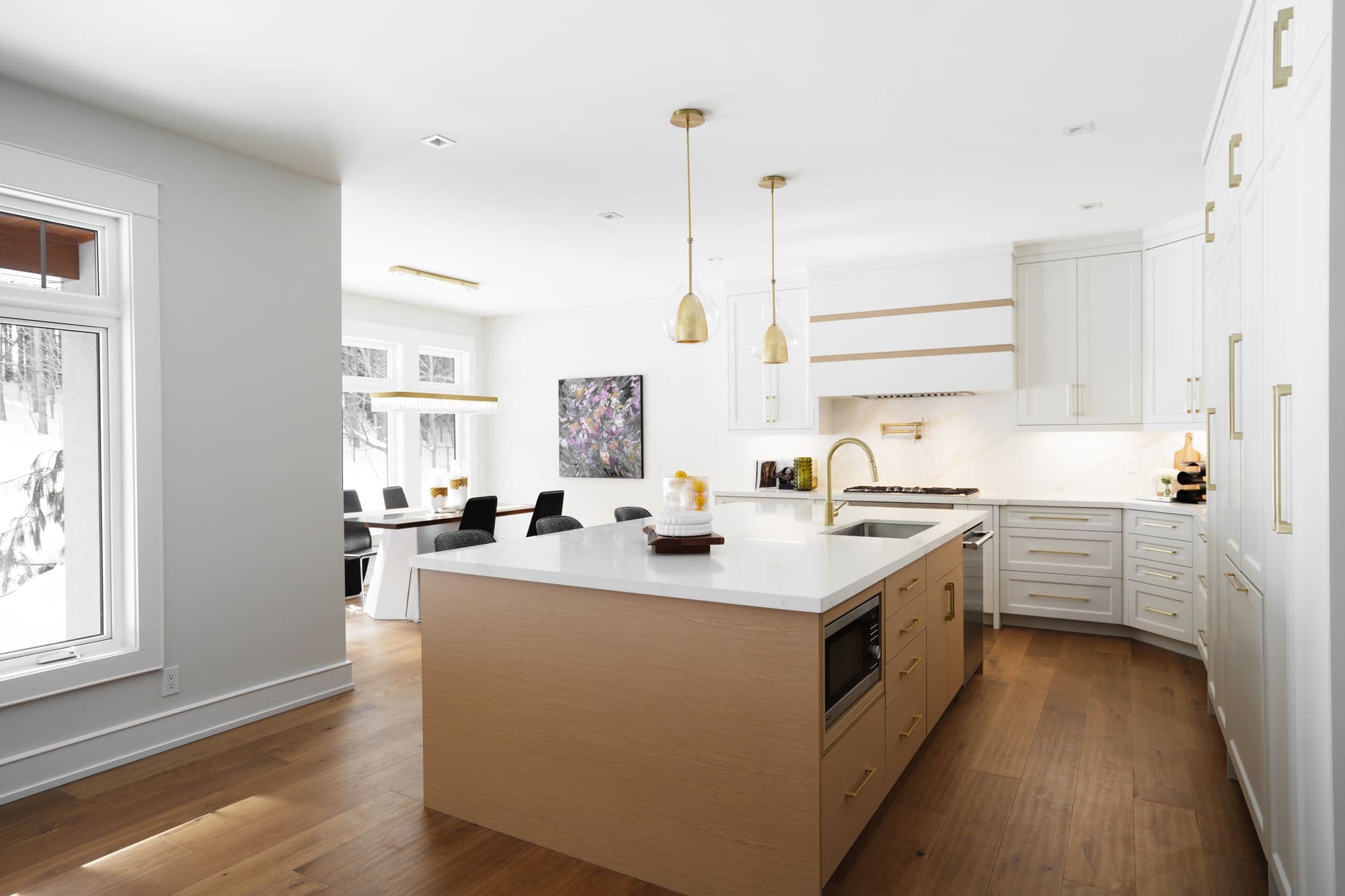 White, Gold, & Oak - Image 3