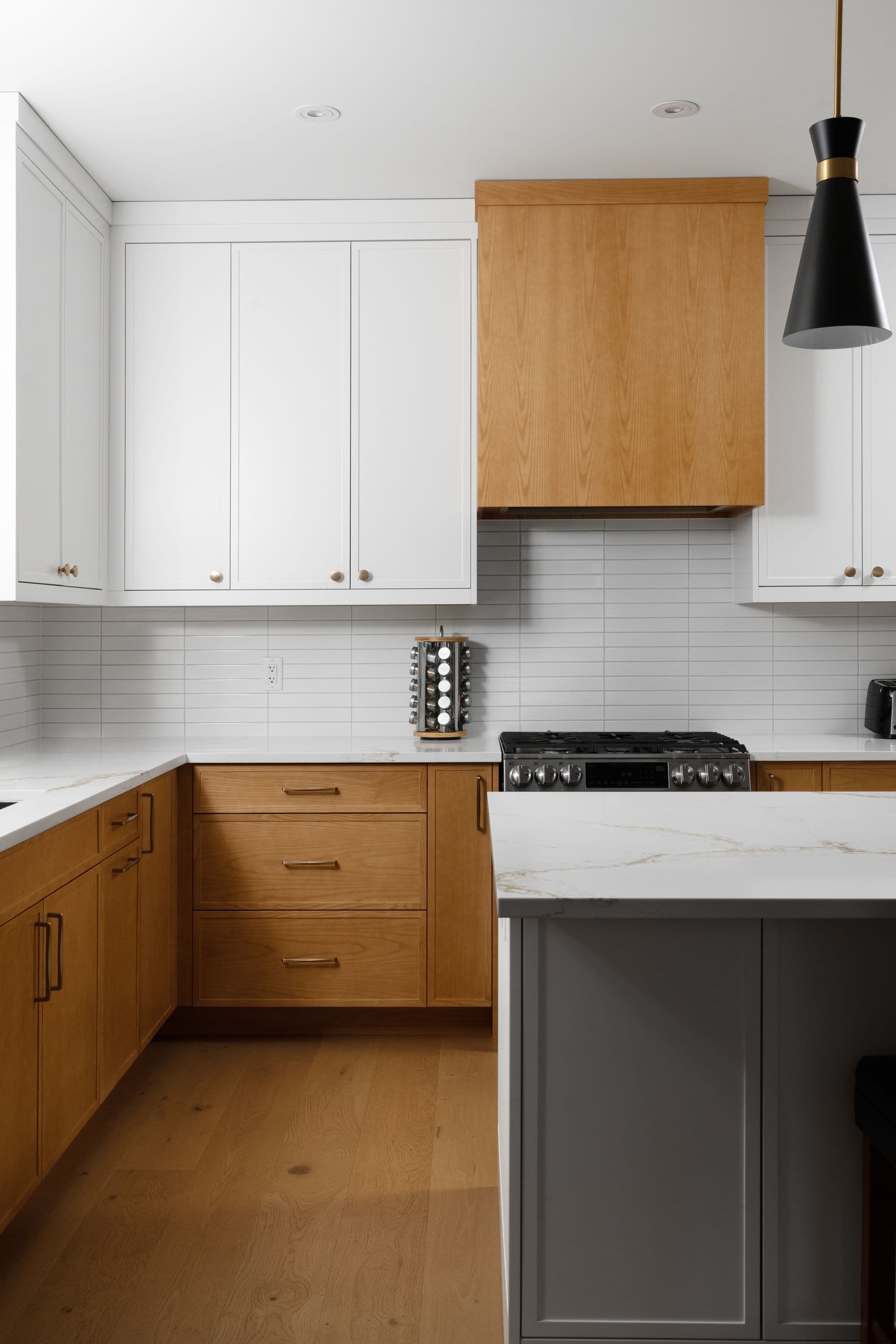 Two-Tone Oak - Image 2