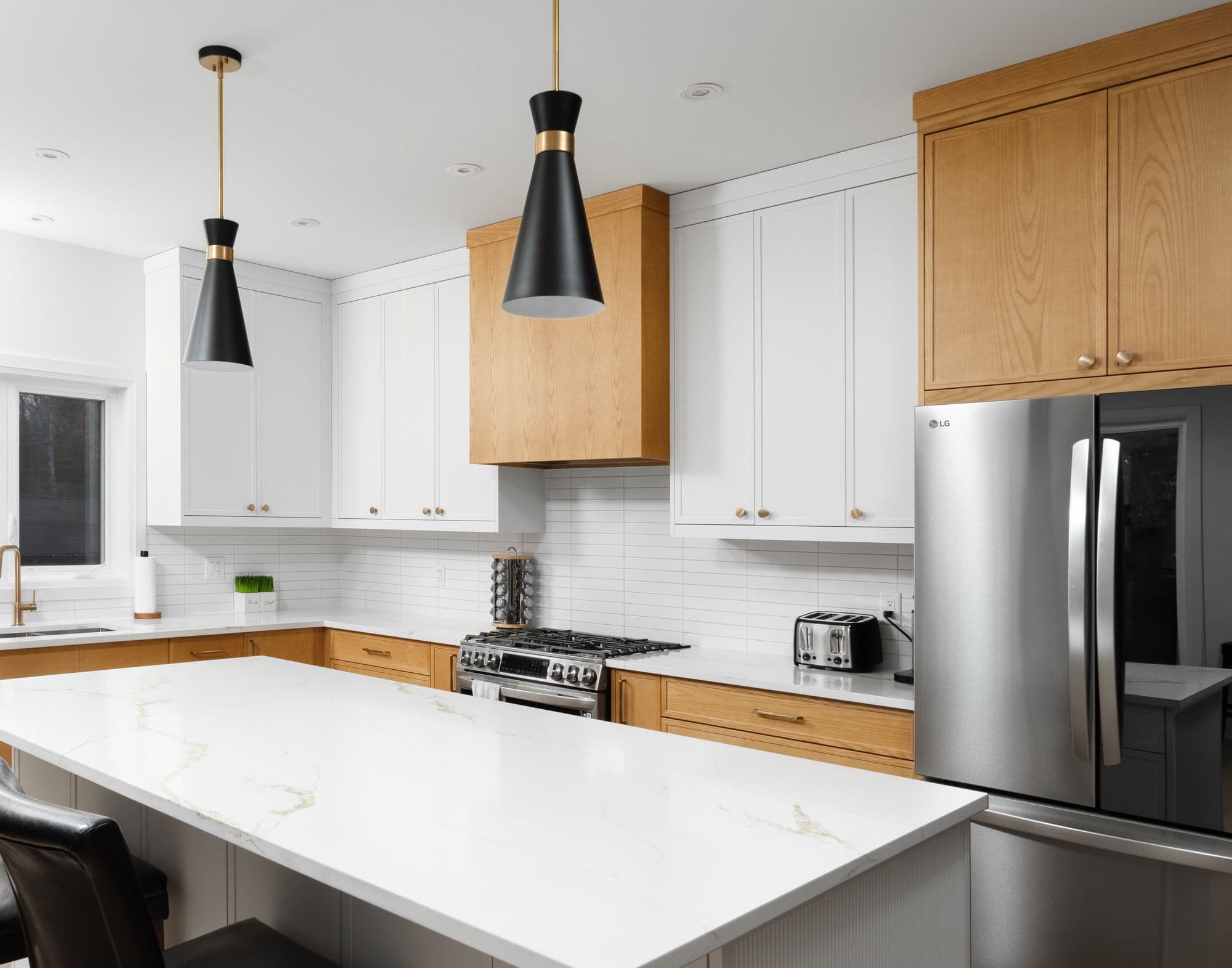 Two-Tone Oak - Image 4