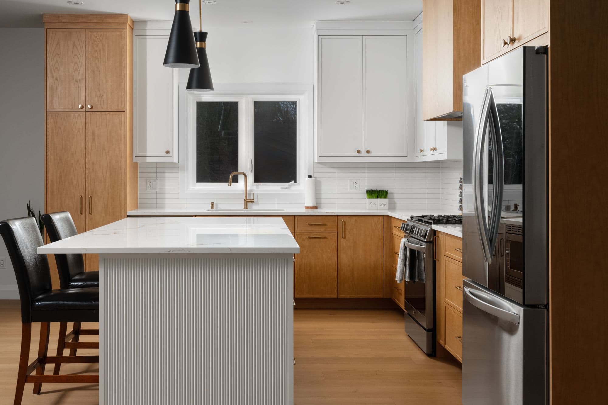 Two-Tone Oak - Image 8