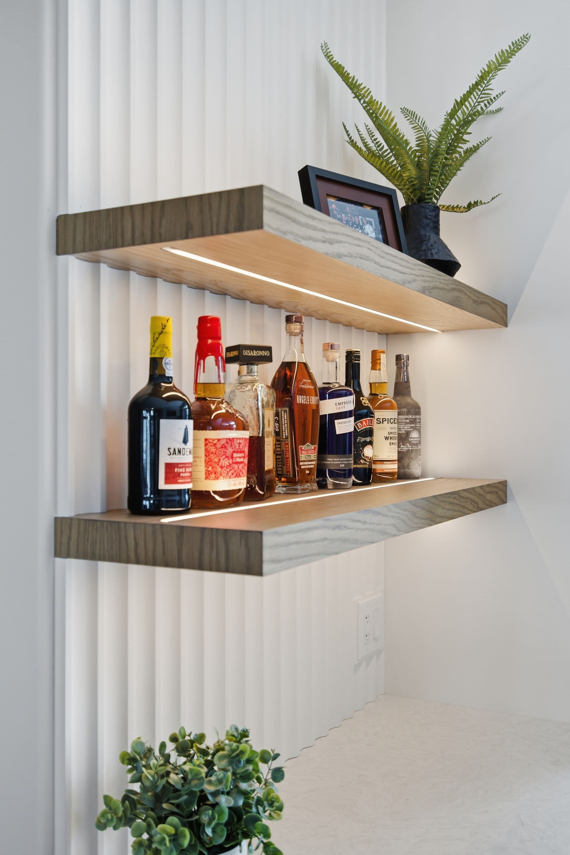 The Entertaining Suite - Image 11