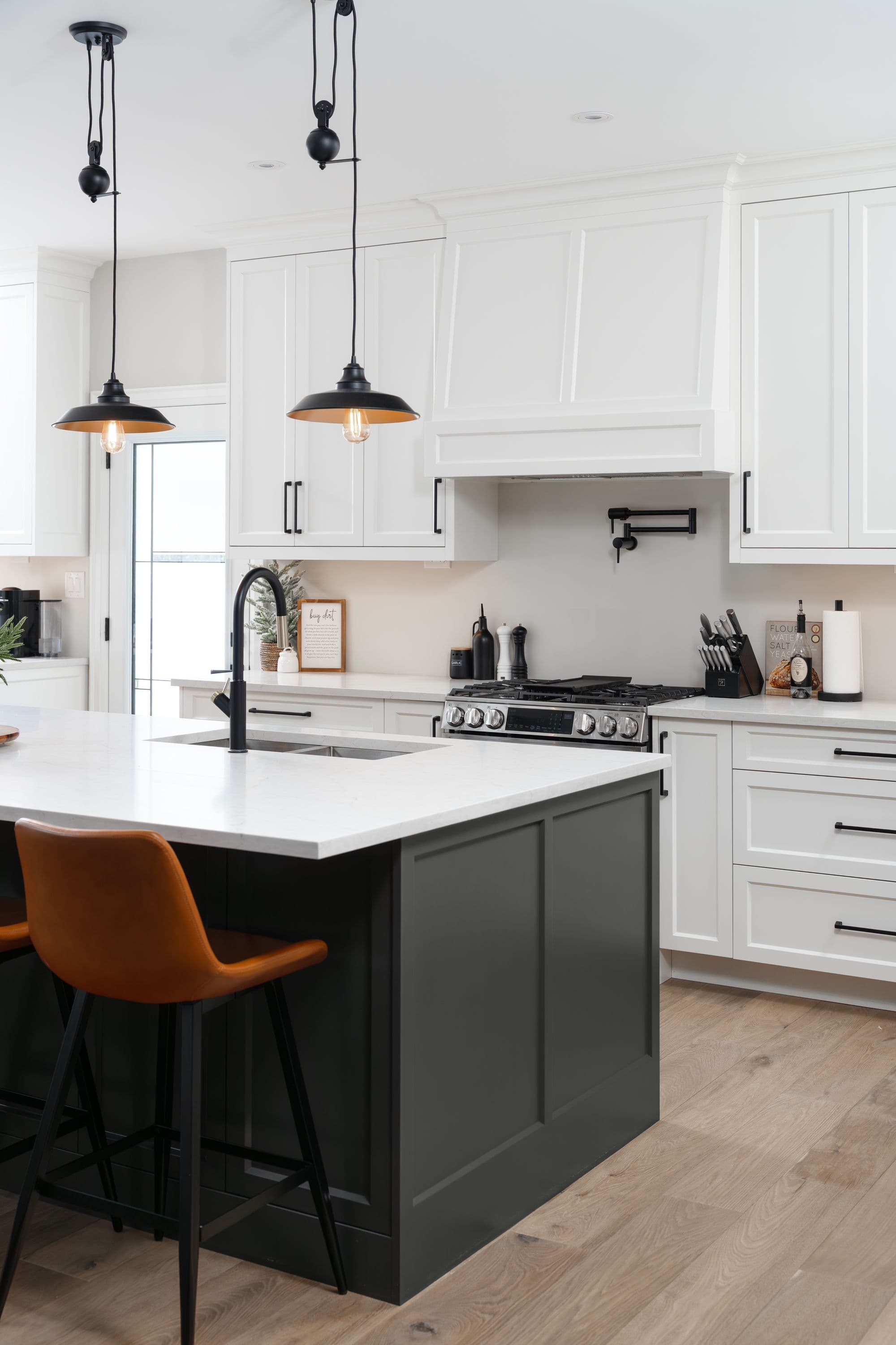 Industrial Farmhouse - Image 6