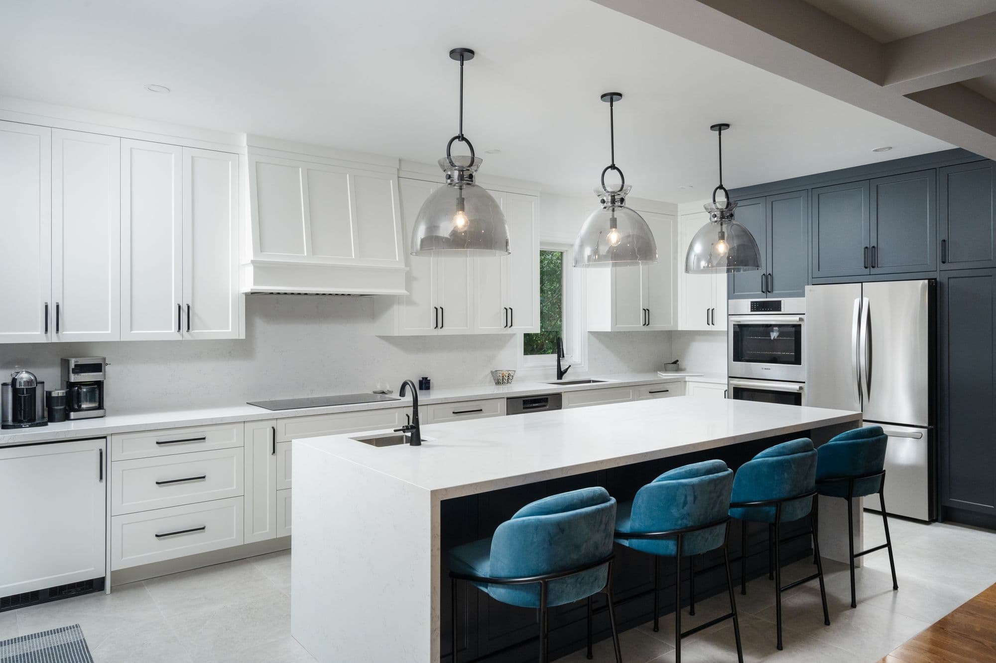 White Temptation - Image 2