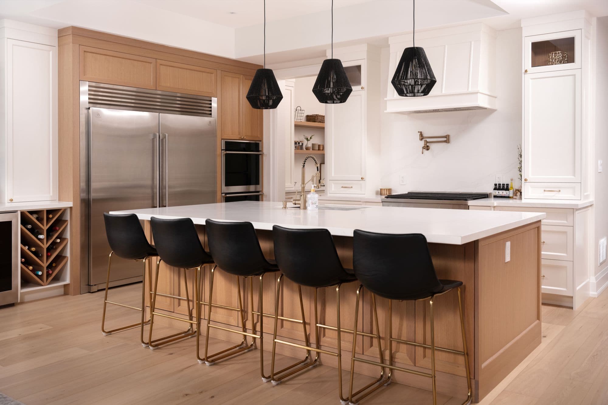 The Lake Simcoe Home - Image 3